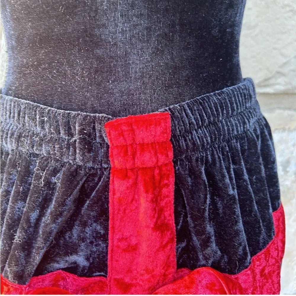 Intimo excellent worn